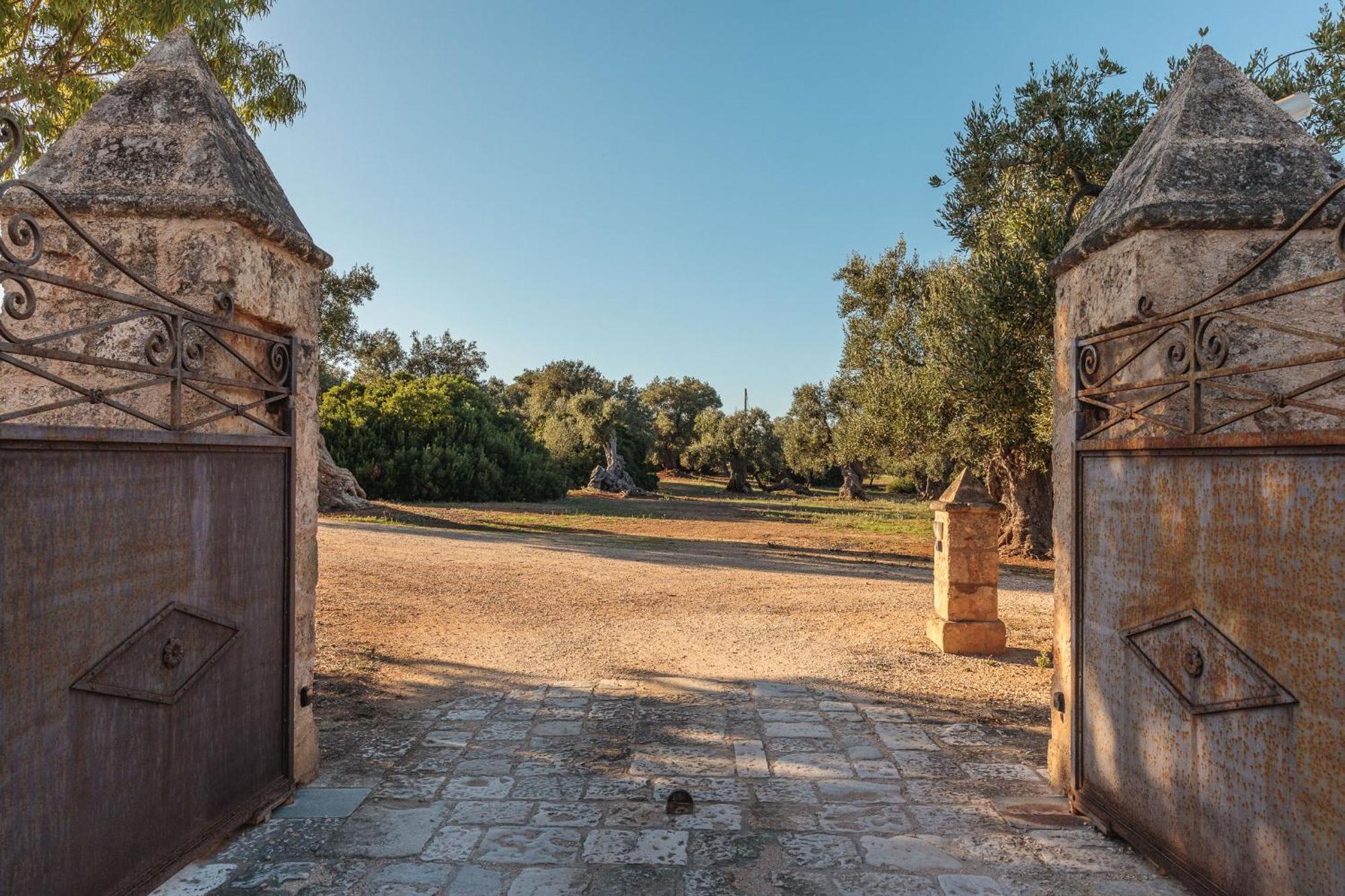 Masseria Brigantino Torre Canne Exterior photo